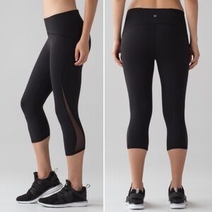 Lululemon Train Times Crop (17")
Black